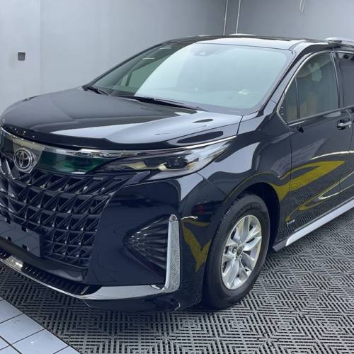 國內代購任何貨品，亦有汽車車衣、改色、貼膜上門服務。手藝靚，經驗豐富多年師父