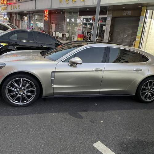 國內代購任何貨品，亦有汽車車衣、改色、貼膜上門服務。手藝靚，經驗豐富多年師父