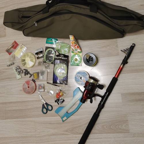 玻璃纖維魚魚竿套裝+大量釣魚用品