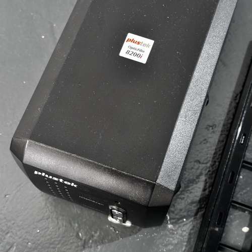 Plustek OpticFilm 8200i Film Scanner