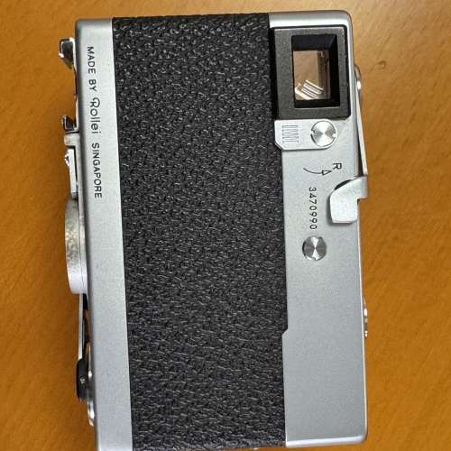 Rollei 35 Camera 連手帶、副廠 Hood、鏡頭蓋兩個