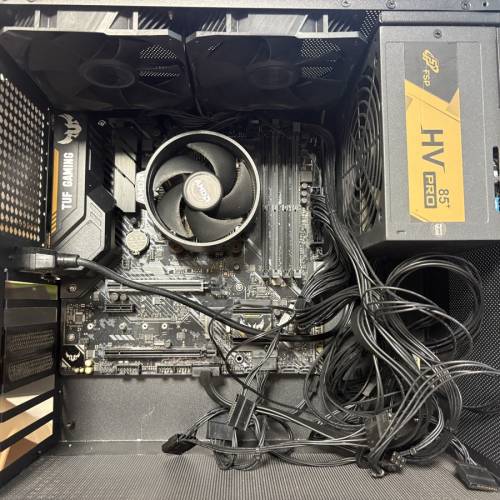 B450M-TUF-GAMING + 手提ATX 機箱