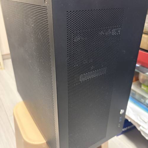B450M-TUF-GAMING + 手提ATX 機箱