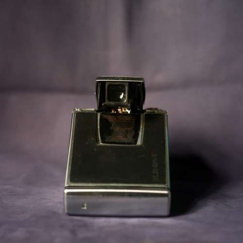 mint camera polaroid slr670