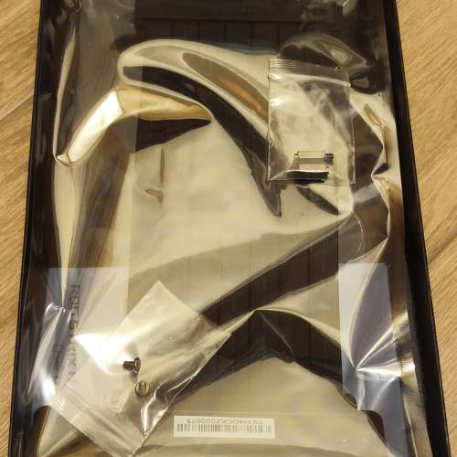 [全新未拆封] ASUS ROG Strix Riser Cable