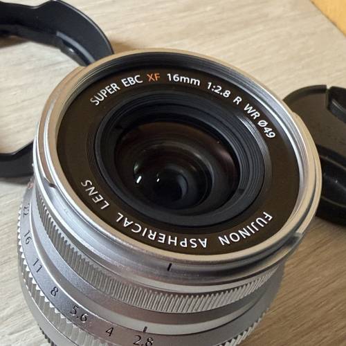 FUJIFILM xf16mm f2.8 silver