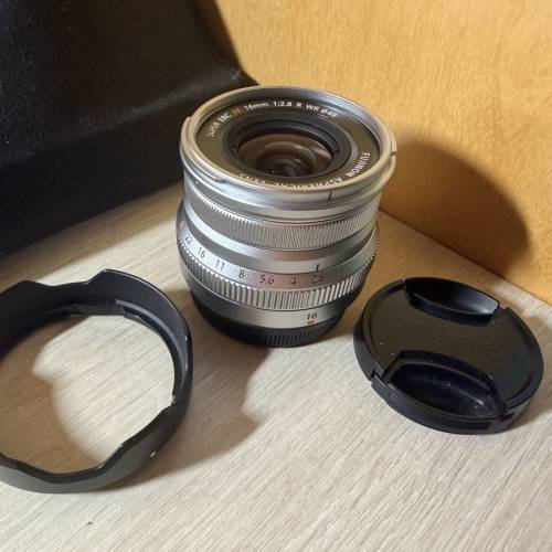 FUJIFILM xf16mm f2.8 silver