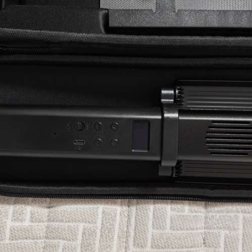 RGB 50W高亮棒燈/補光燈，帶內置電池 (輕裝時代LC50 RGB)