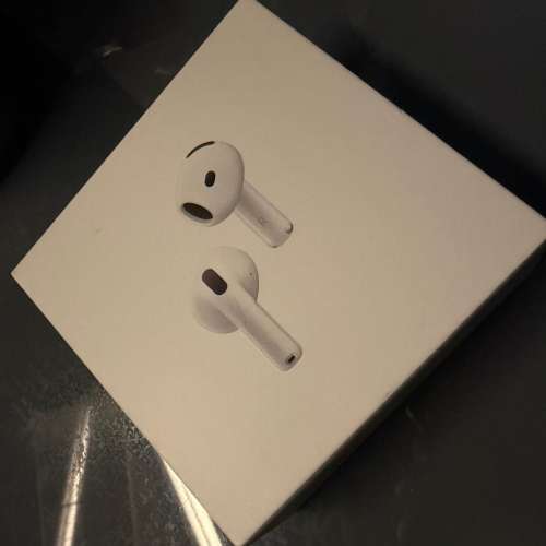 Brand New Apple AirPods (第4代) 真無線耳機 (主動消噪型號)