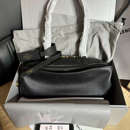 Balenciaga Carrie  保齡球包