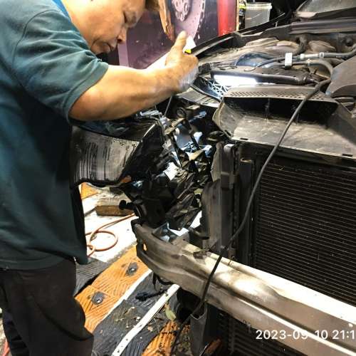 寶馬 奔馳 奧迪 迷你富豪 Land Rover 修理車燈 週末緊急維修服務