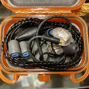 Westone UM PRO 30 V1