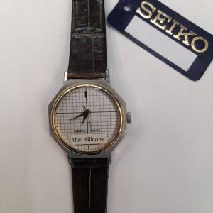 ( 全新日本製造古董 ) Seiko Lady's Quartz Watch w/Leather Strap