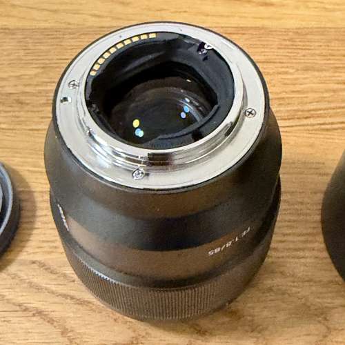 Sony FE 85mm 1.8