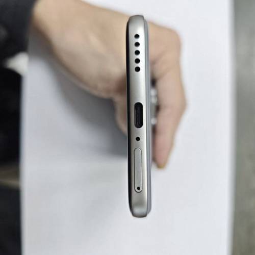 港版榮耀 Honor 400pro 內存 12+512 帶保修