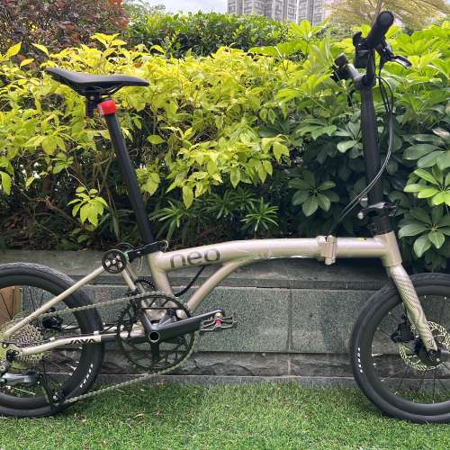 亮光鈦色 JAVA NEO 9速 桶軸碟剎 16吋 349 鋁合金折叠車 （三折叠小布 國布 ）送前...