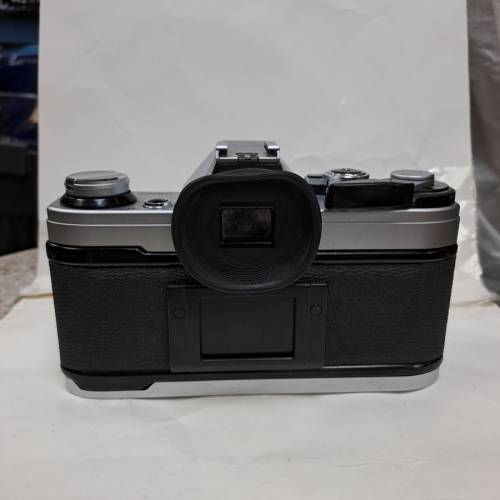 屯門貨倉有canon/Olympus/nikon 多款型號，數量约2O部任揀