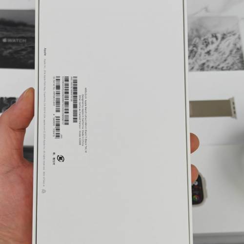 全新未開盒日本版 apple watch ultra 2 49mm esim+gps 黑鈦色原鈦色 一套