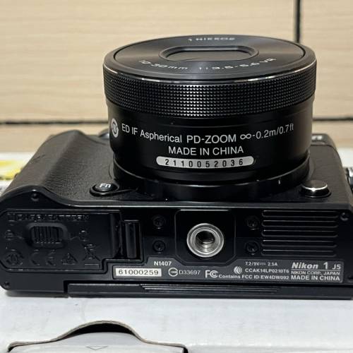Nikon 1 j5