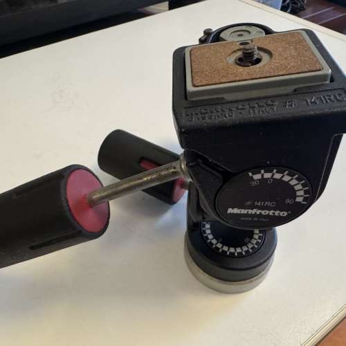 Manfrotto 141RC 雲台