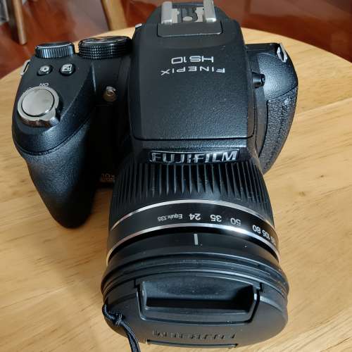 Fujifilm HS10