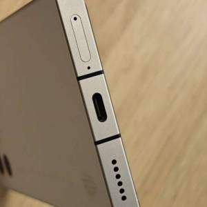 紅魔 10 Pro+ 16+512gb白色95%新淨全套配件齊 國行
$3500