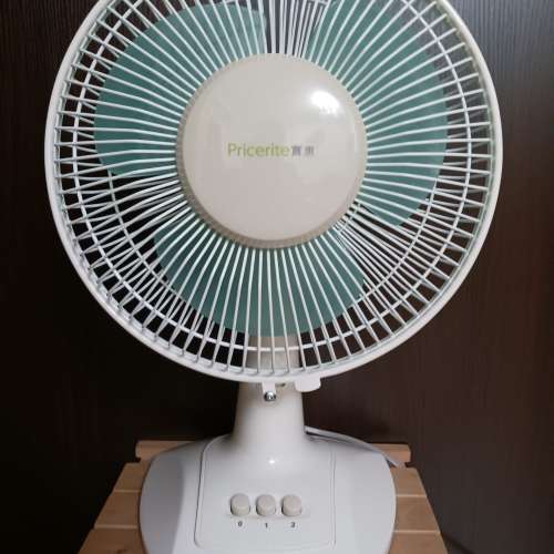 Pricerite 實惠 9" desk fan 座枱風扇