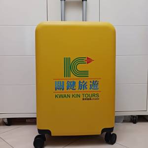 Kwan Kin Tours 22 吋旅行喼/ 行李箱 22" suitcase / baggage / luggage