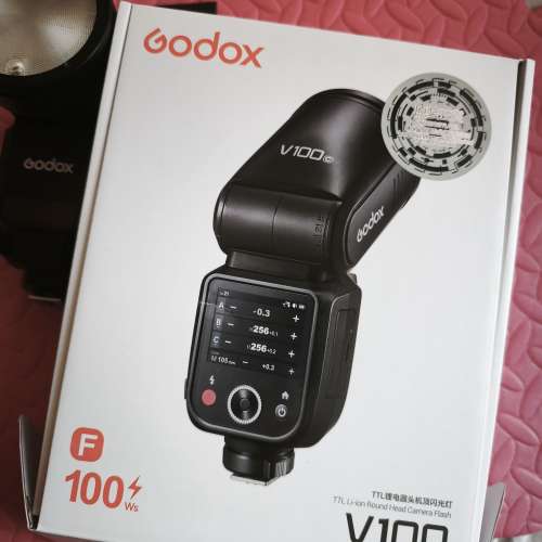 Godox V100 TTL 圓形相機閃光燈 99%新