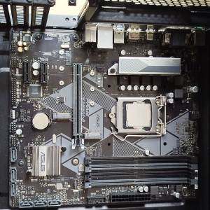 ASUS Prime B365-M A (M-ATX) + Intel I5-8500 + 原廠風扇