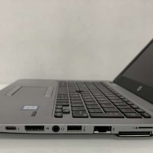 HP laptop - 840 G2 ,large mon , super new 95%