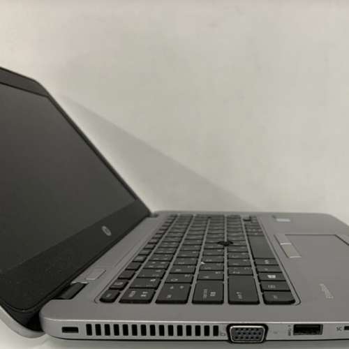 HP laptop - 840 G2 ,large mon , super new 95%