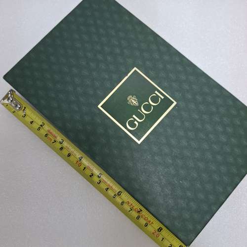 Gucci gift box 禮盒一個