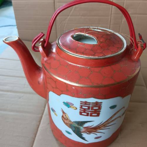 清末珊瑚紅提壼，茶杯