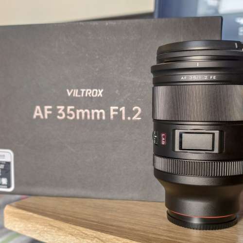 Viltrox AF 35mm F1.2 LAB