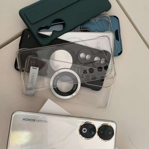 99 新榮耀Honor90影相超靚二億萬像素12+7 +512內存全機貼了前後保護貼鏡頭保護貼多...