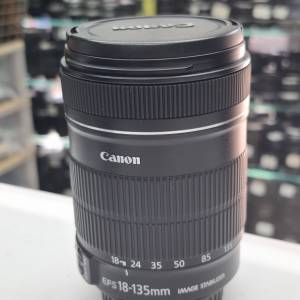 CANON EF-S 18-135MM F3.5-5.6 IS LIKE NEW