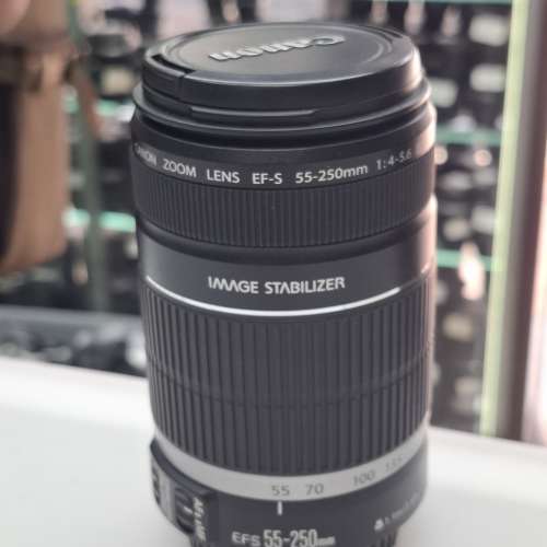 CANON EF-S 55-250MM F4-5.6 IS LIKE NEW