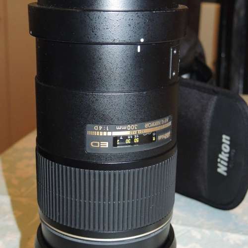 Nikon 300m f4