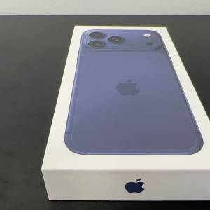 全新苹果 iPhone 17 Pro Max 256GB 蓝色，含 1 年苹果保修