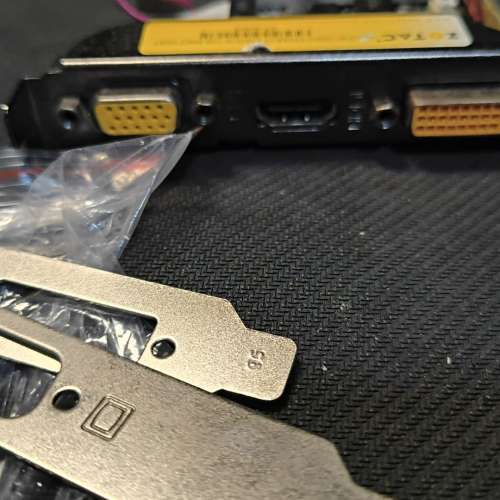 GeForce&reg; GT 610 1GB DDR3 64Bit 長短片