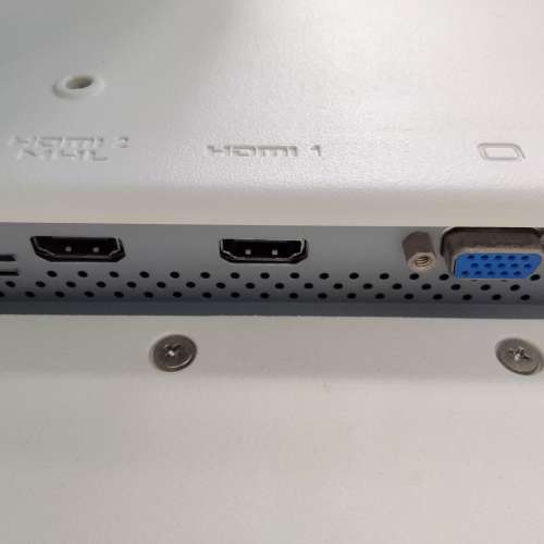 超低價 $99 平售 22吋 Viewsonic LED  高清Mon （內置喇叭）