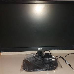 屯門良景輕鐵站交收 LG 20m47d 20吋 LED 連火牛及底座