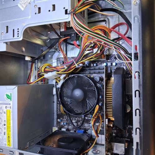 i3 2100 /120GB SSD/8GB RAM/750Ti 2G/DVD/機箱/底板/火牛