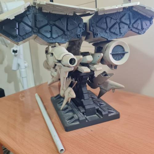 萬代(Bandai)HGUC 1/144 比例RX-78GP03 鋼彈試作3號機（石斛蘭）素組模型