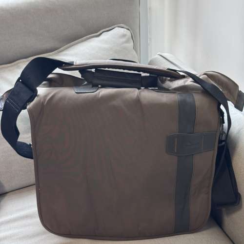 Lowepro Classified 200AW