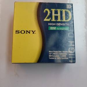 罕有全新Sony 2HD 3.5吋 磁碟片IBM Pre-formatted ( 一盒10塊磁碟 ) ( 每盒計價 )