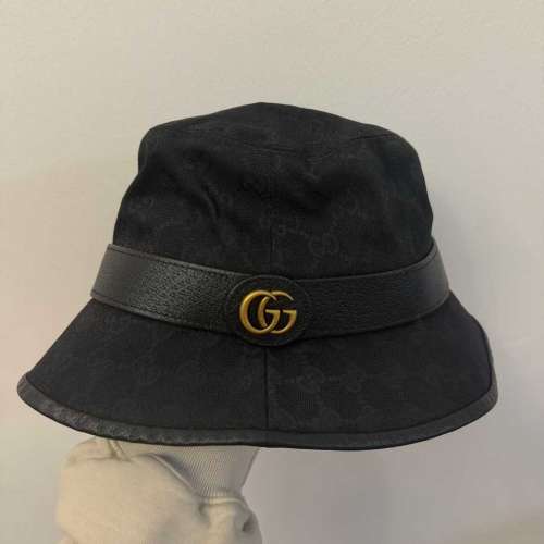 Gucci 的黑色GG Canvas Bucket Hat