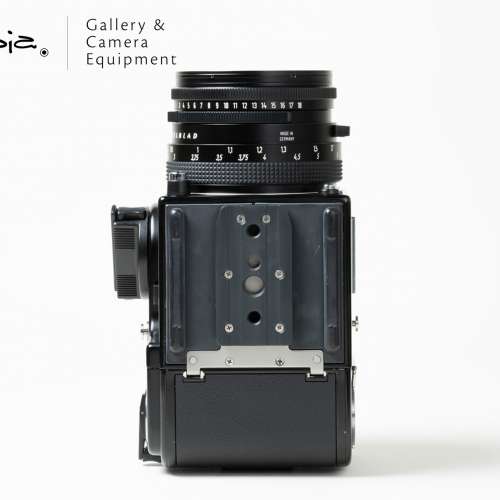 || Hasselblad 501C Set - Black with full packing & extra Prism PME5 & extra ||