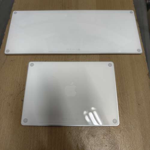Apple trackpad keyboard